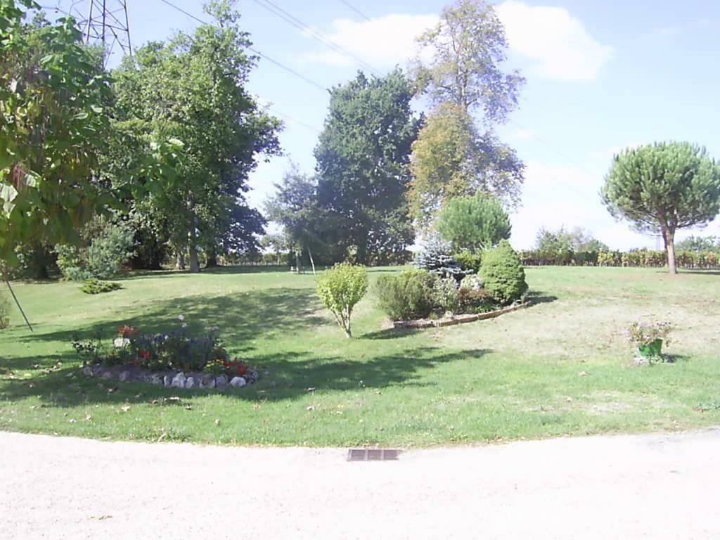 Gite Lieu Dit Gautier Civrac-de-Blaye Exterior photo